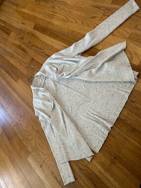 Light Gray Open-Front Women's Sweater Cardigan. Excellent condition